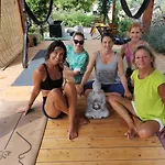 Shanti Yoga & Meditation Apartment *